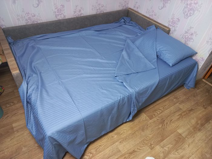 Постільний комплект у ліжко з Страйп Сатину, під замовлення.